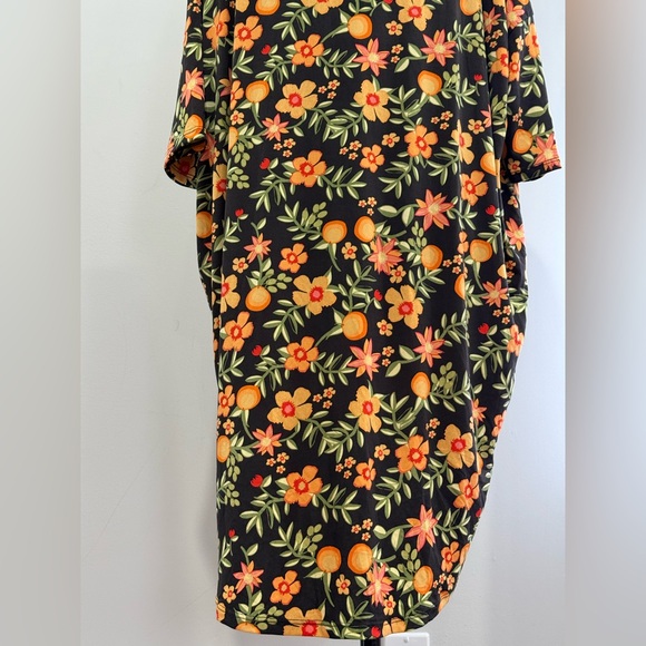 New LuLaRoe XL “Irma” Black Tunic with Orange and Yellow Floral Pattern 225 - Picture 7 of 11
